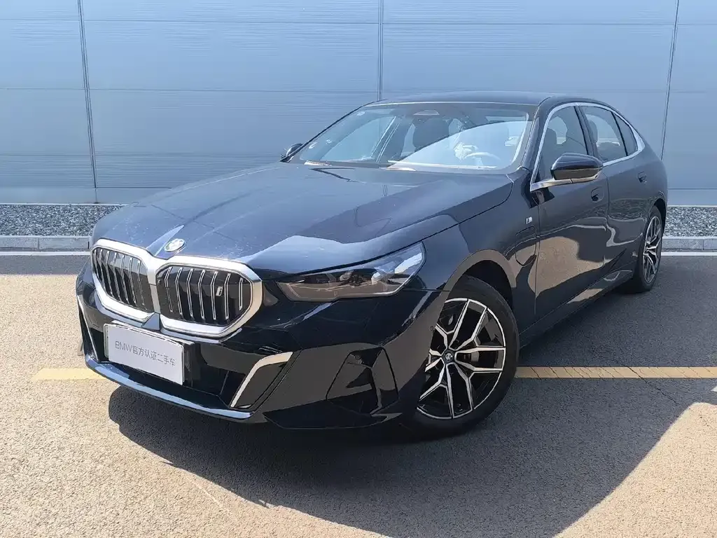 BMW i5 2025 из CN, фото 3