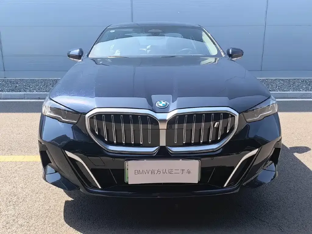 BMW i5 2025 из CN, фото 7