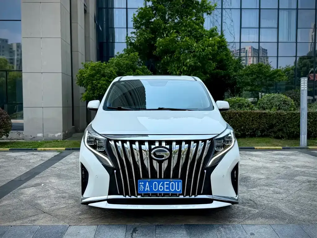 GAC Motor Trumpchi M8 — фото 10