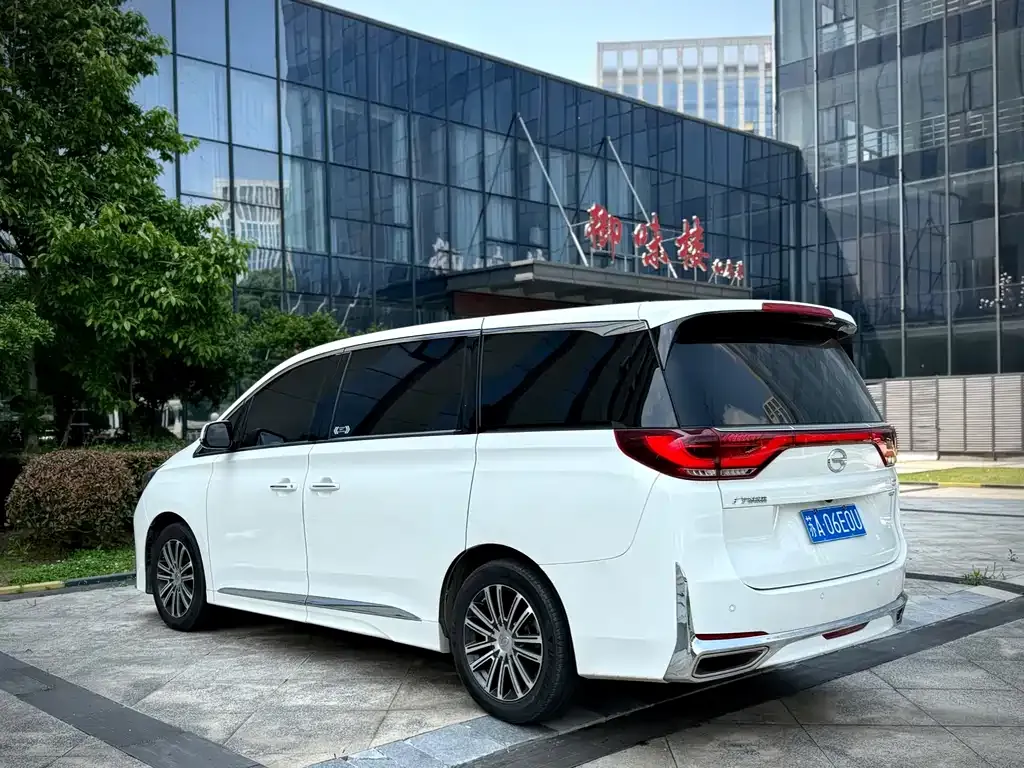 GAC Motor Trumpchi M8 — фото 9