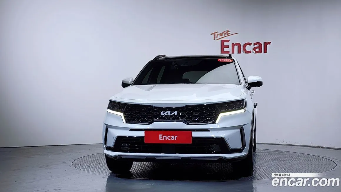 Kia Sorento — фото 9