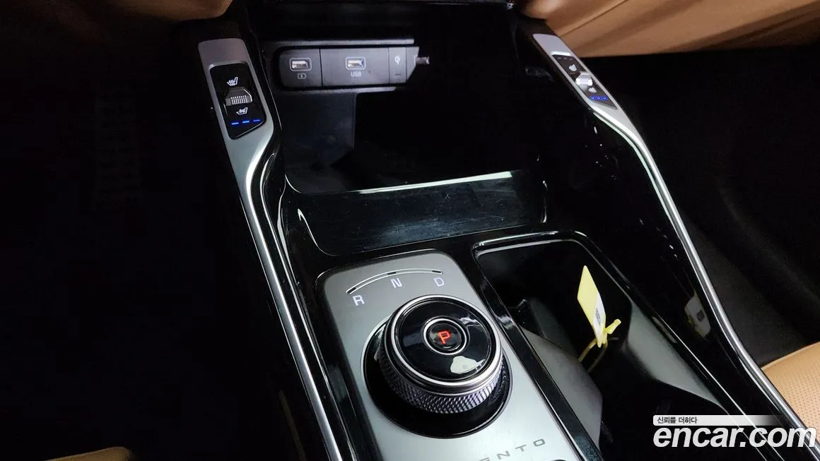 Kia Sorento — фото 4