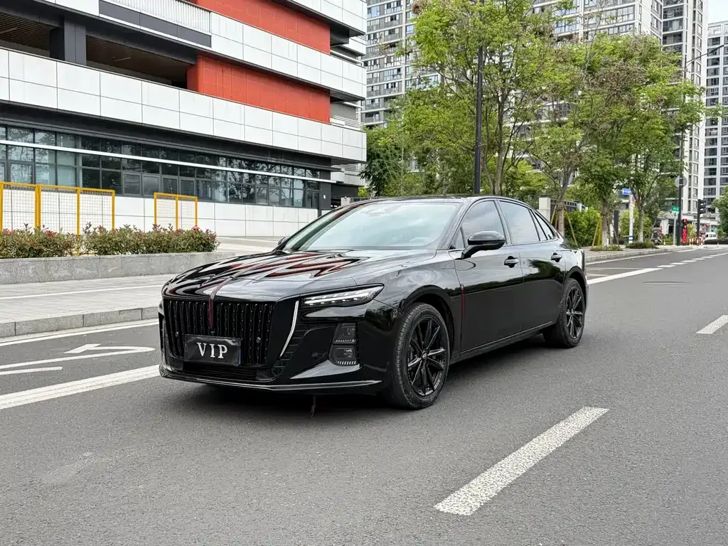Hongqi H5 — фото 1