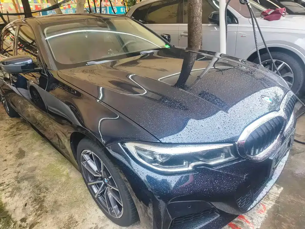 BMW 3 Series 2022 из CN, фото 1