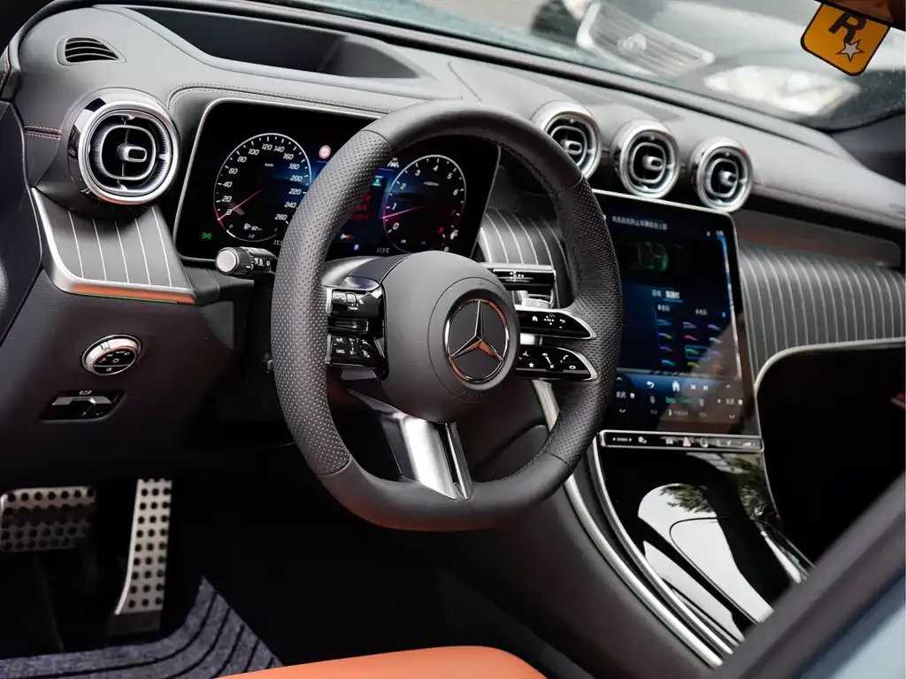 Mercedes-Benz GLC — фото 10