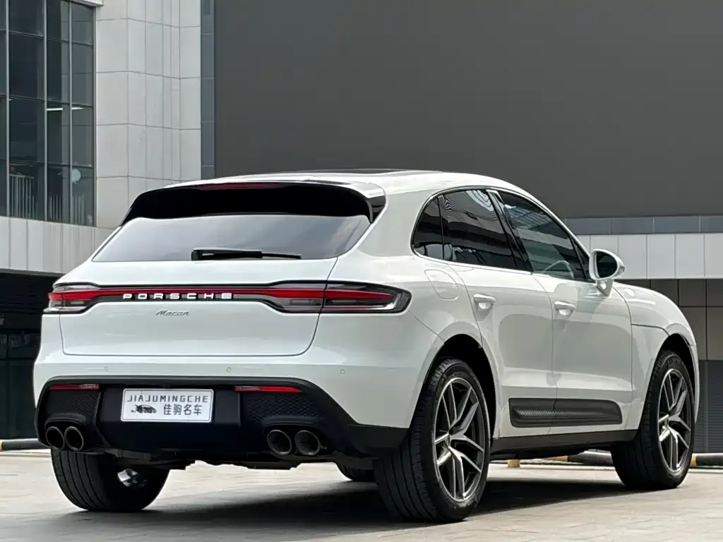 Porsche Macan — фото 8