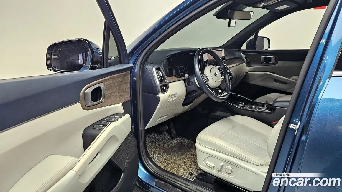Kia Sorento — фото 5