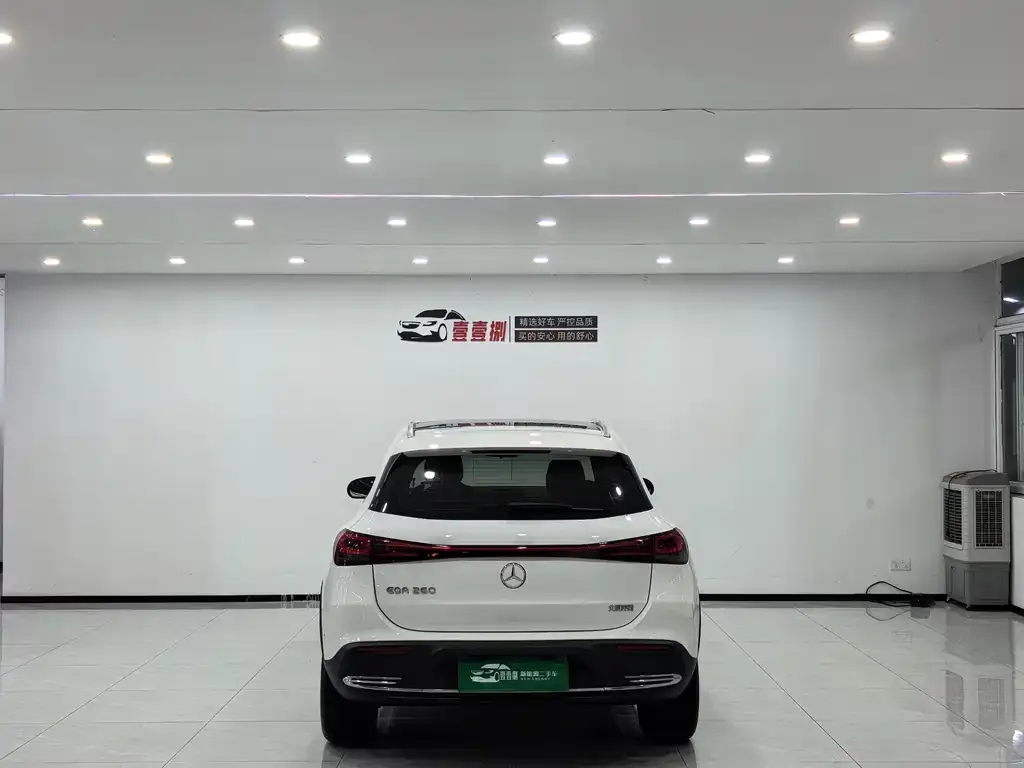 Mercedes-Benz EQA 2023 из CN, фото 2