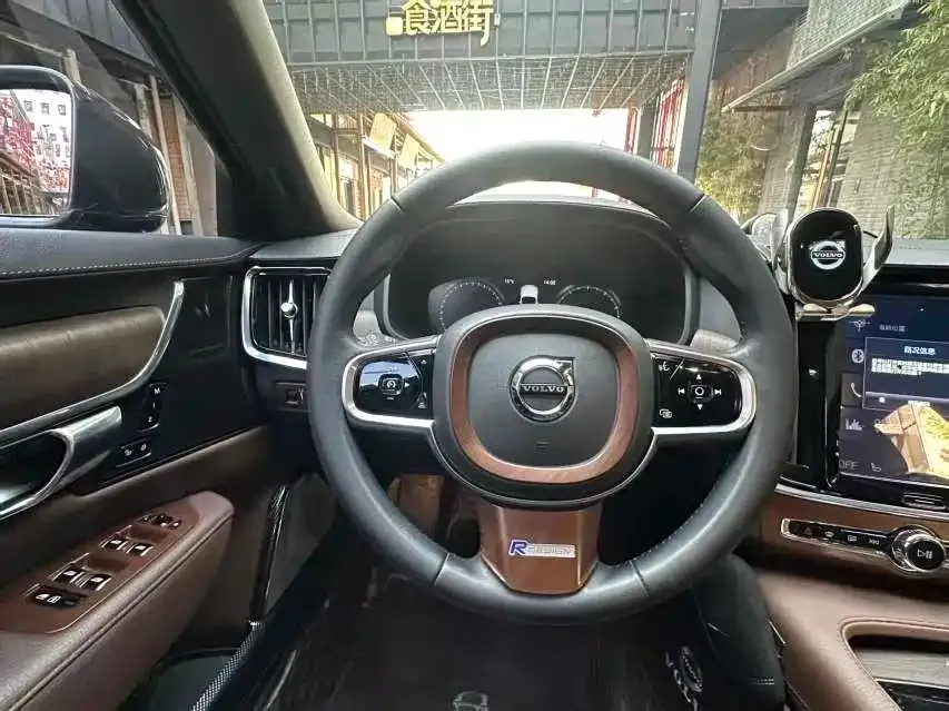 Volvo S90 — фото 6