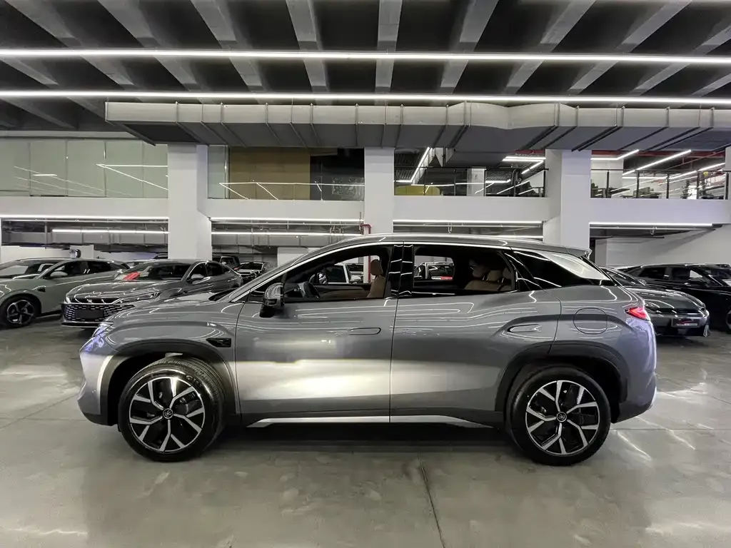 BYD L DM-i — фото 6