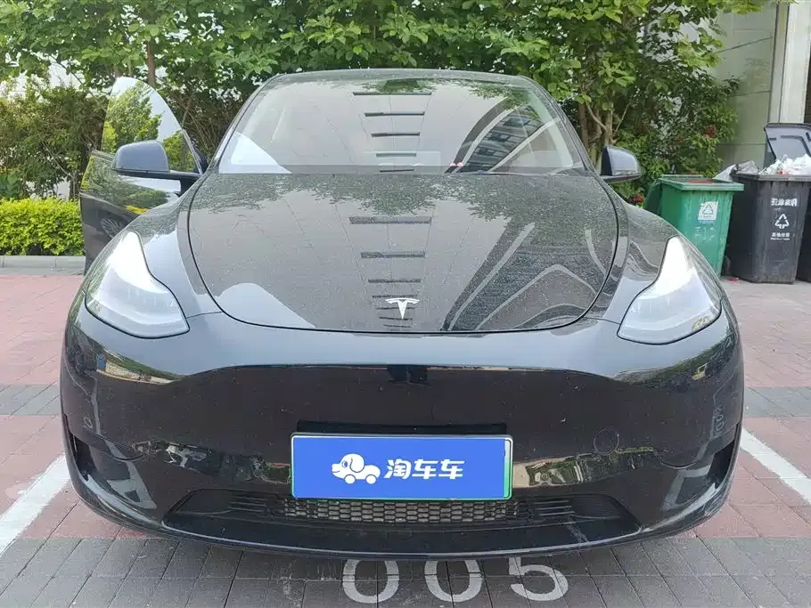 Tesla Model Y — фото 5