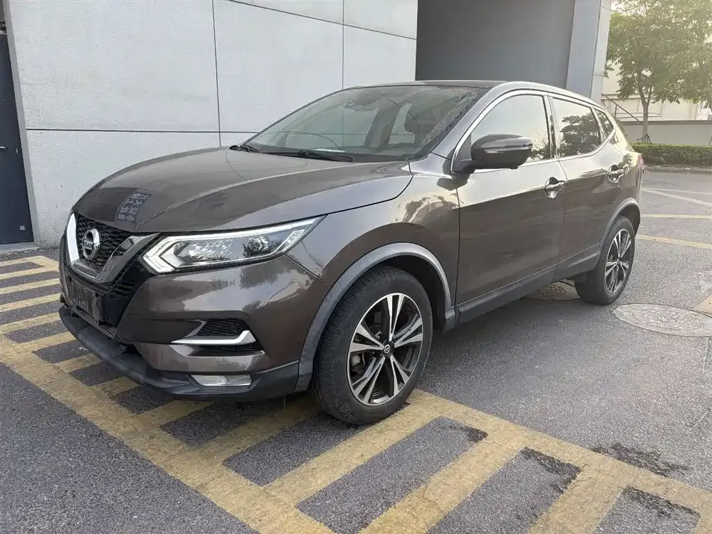 Nissan Qashqai — фото 5