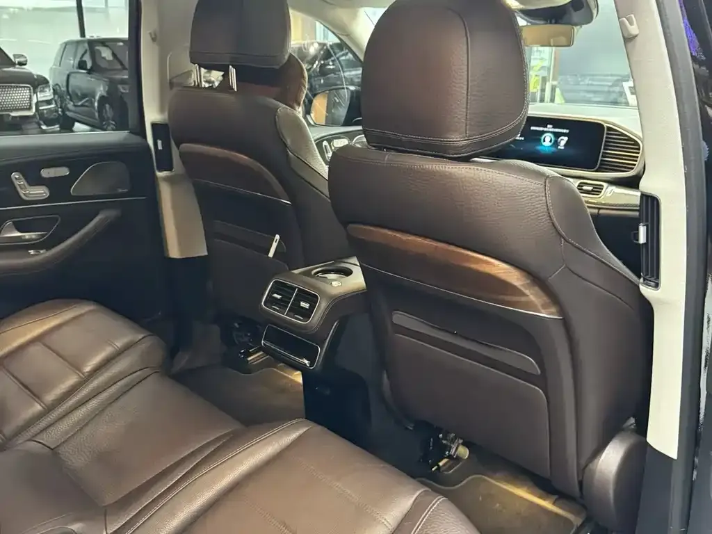 Mercedes-Benz GLS — фото 5