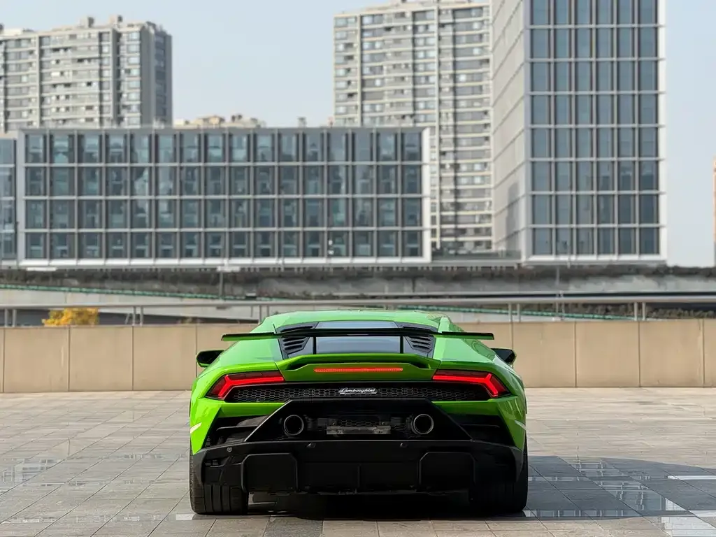 Lamborghini Huracan — фото 4