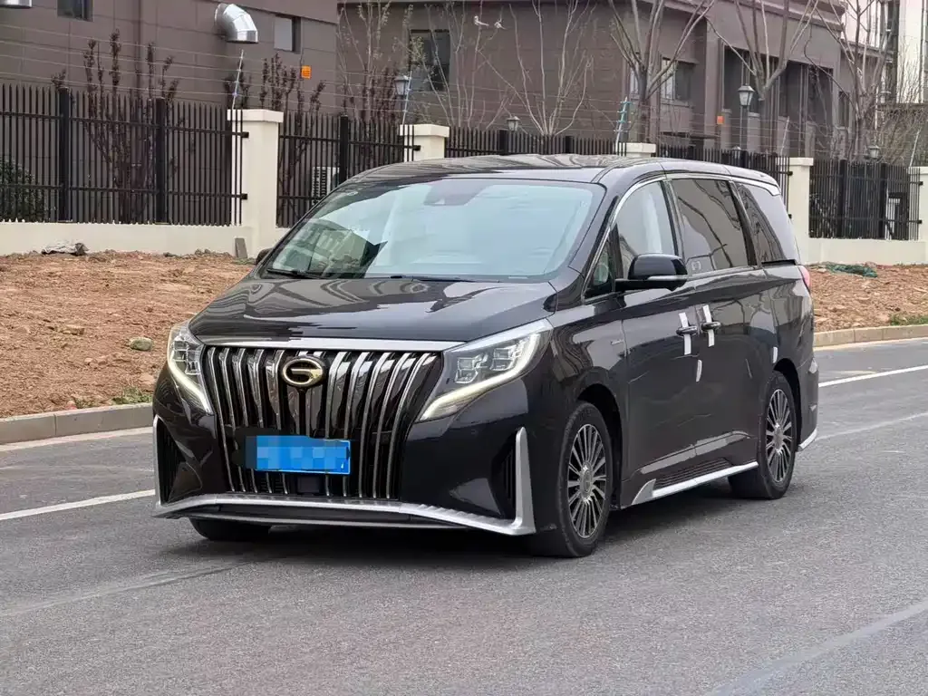 GAC Motor Trumpchi M8 — фото 1