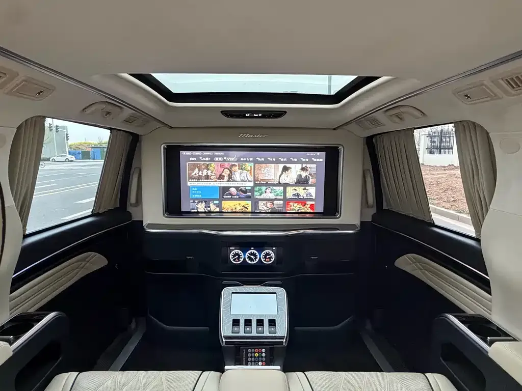 GAC Motor Trumpchi M8 — фото 3