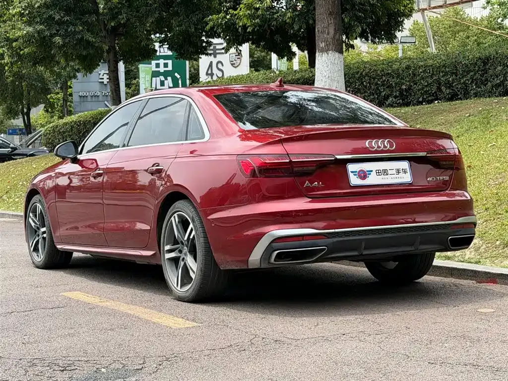 Audi A4L 2022 из CN, фото 10