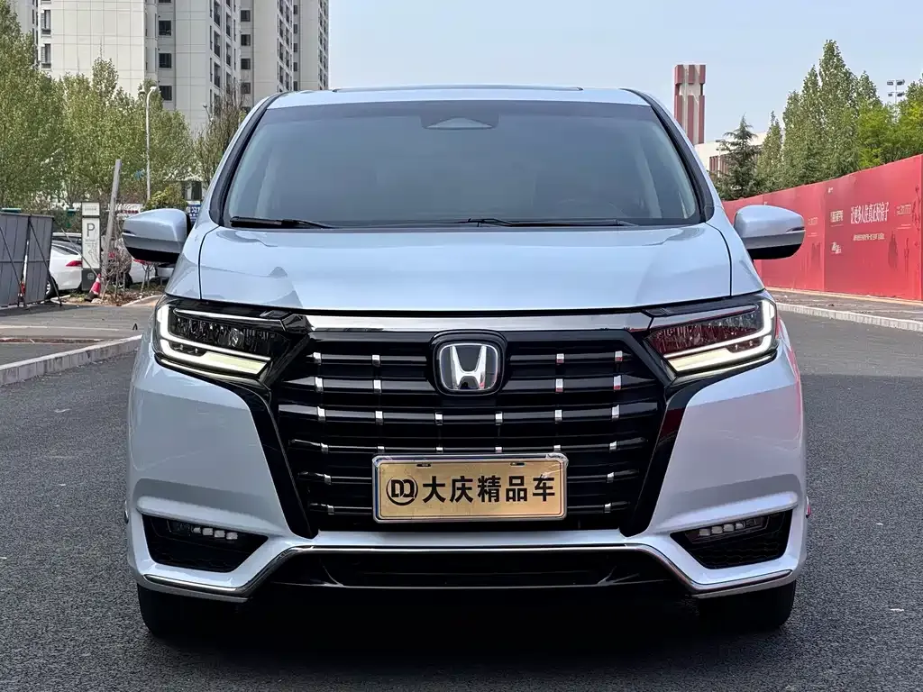 Honda Elysion 2025 из CN, фото 3