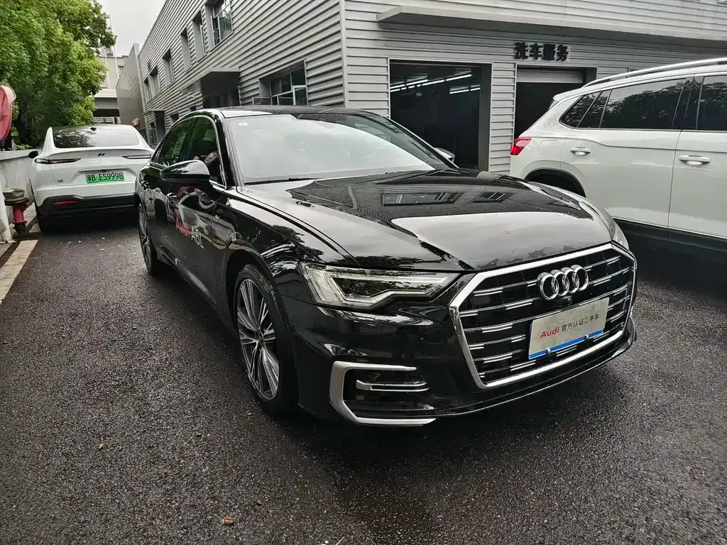 Audi A6L — фото 10