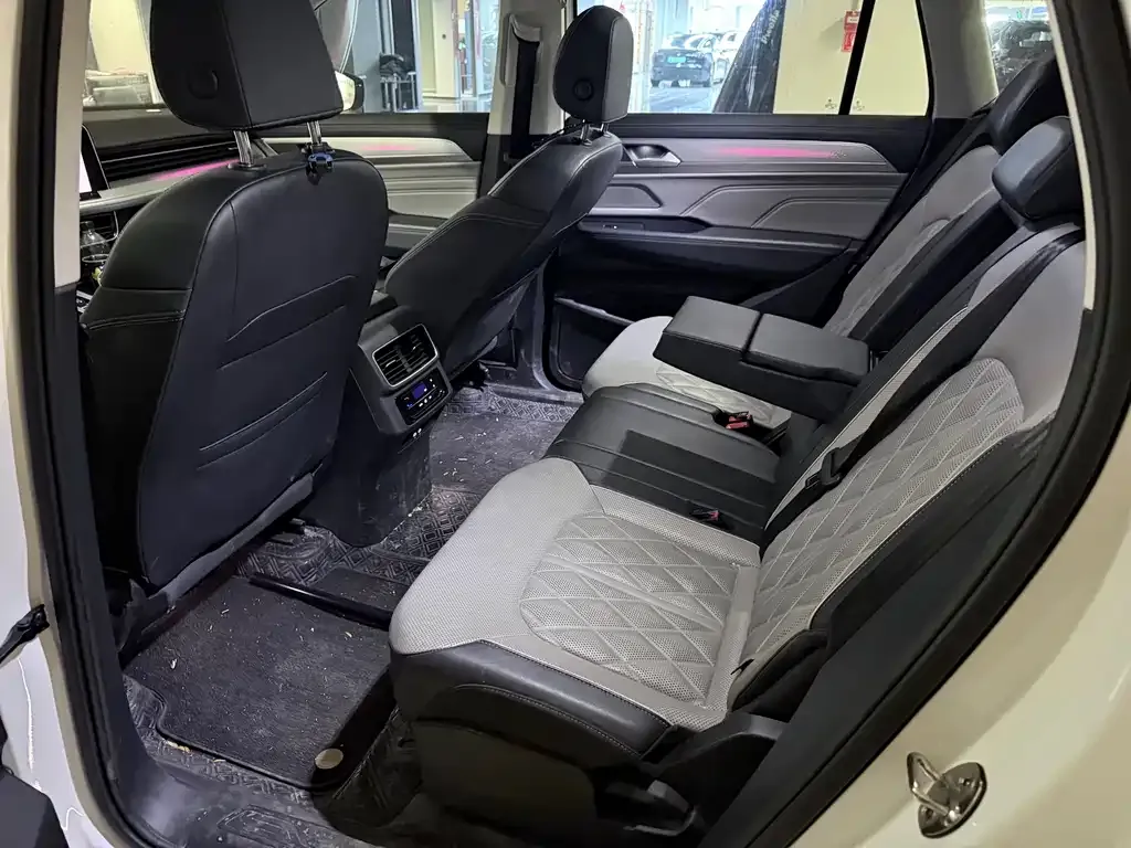 Volkswagen Tavendor 2023 из CN, фото 6