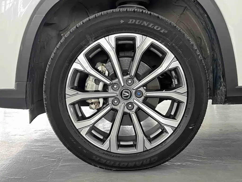 Changan CS75PLUS — фото 10