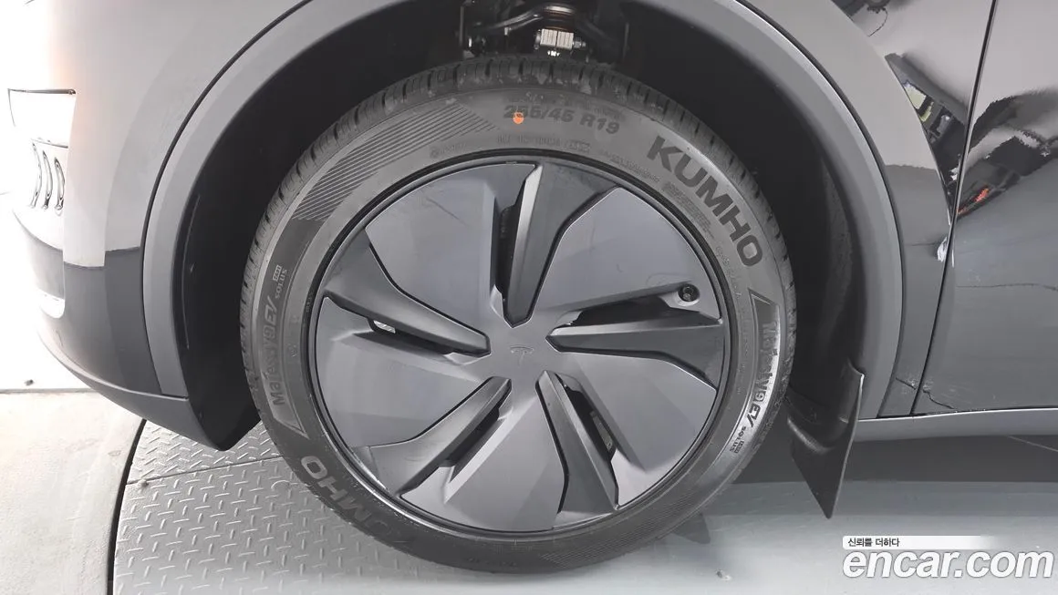 Tesla Model Y 2026 из KR, фото 10