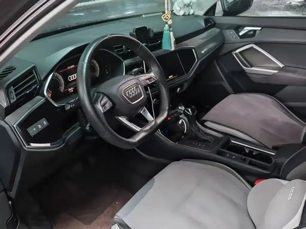 Audi Q3 2023 из CN, фото 5