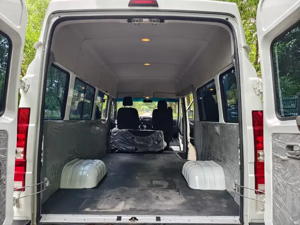 IVECO Daily 2024 из CN, фото 5