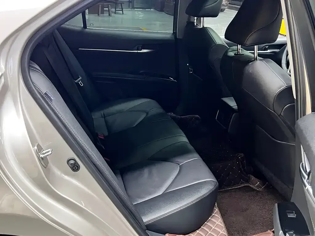 Toyota Camry 2023 из CN, фото 6