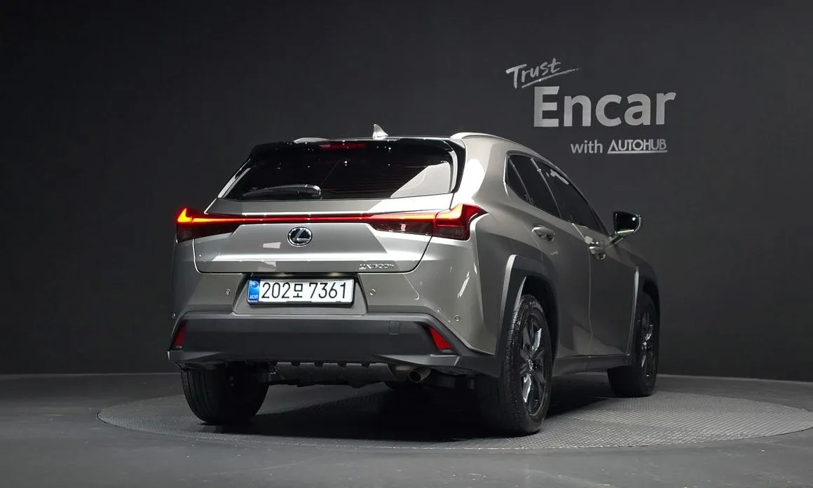 Lexus UX 2026 из KR, фото 4