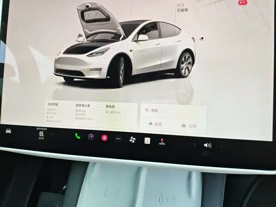 Tesla Model Y — фото 2