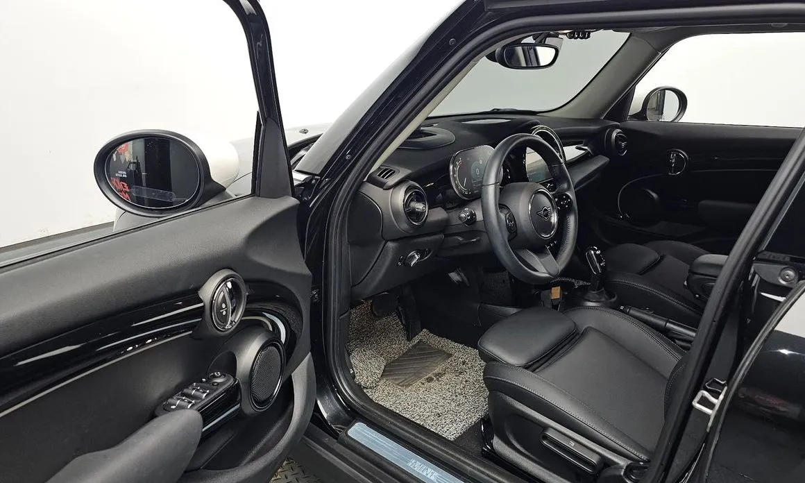 Mini Cooper 2023 из KR, фото 7
