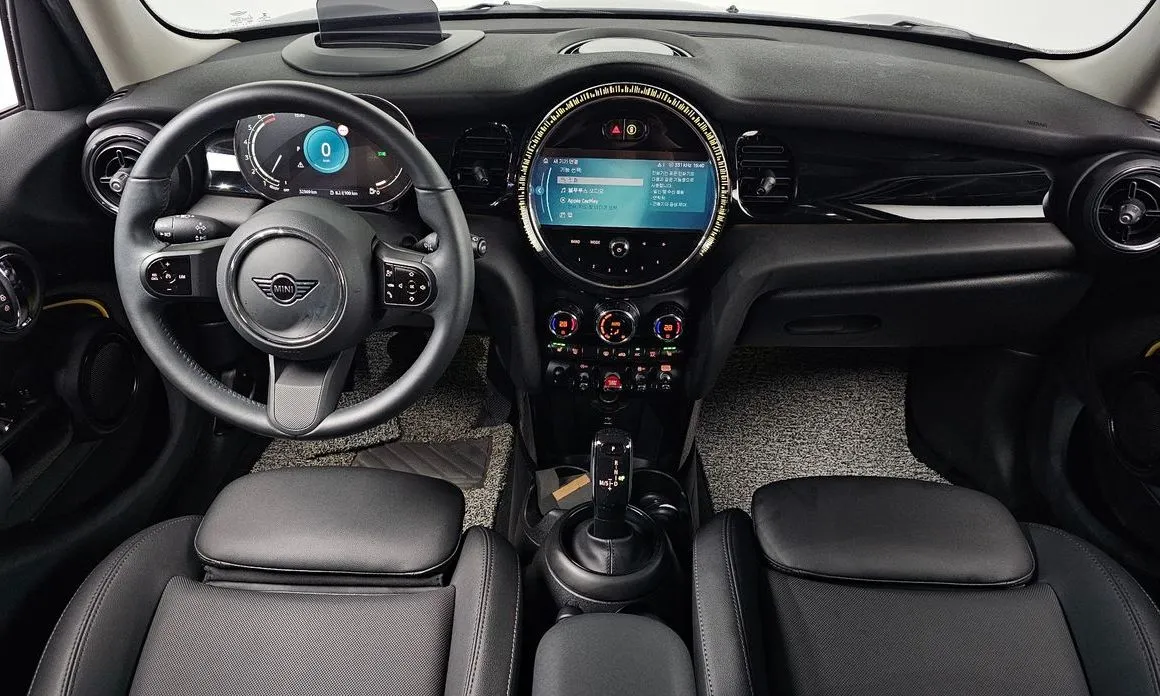 Mini Cooper 2023 из KR, фото 8
