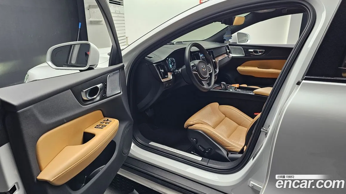 Volvo V60 2021 из KR, фото 7