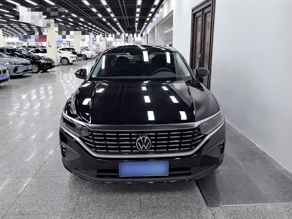 Volkswagen Passat — фото 8