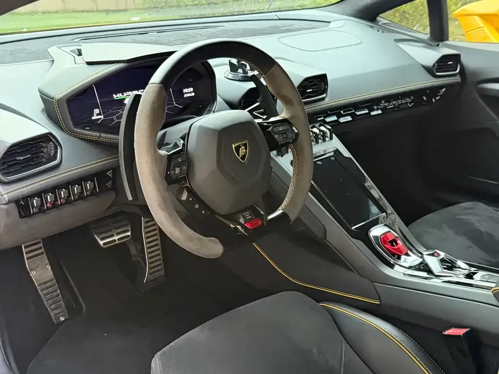 Lamborghini Huracan 2021 из CN, фото 2