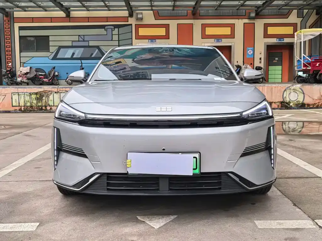 Geely Galaxy L6 2025 из CN, фото 4