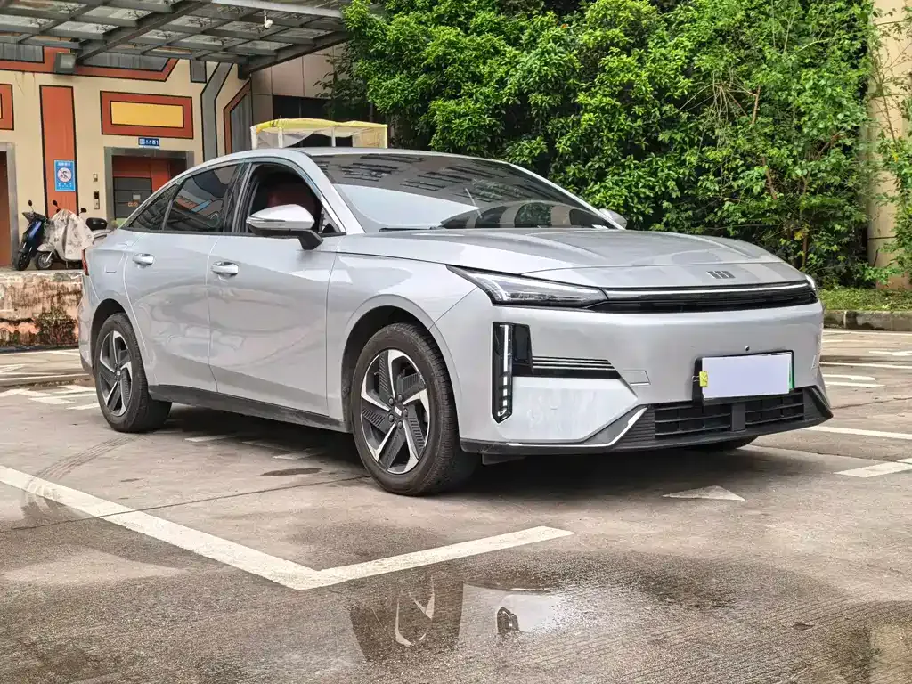 Geely Galaxy L6 2025 из CN, фото 9