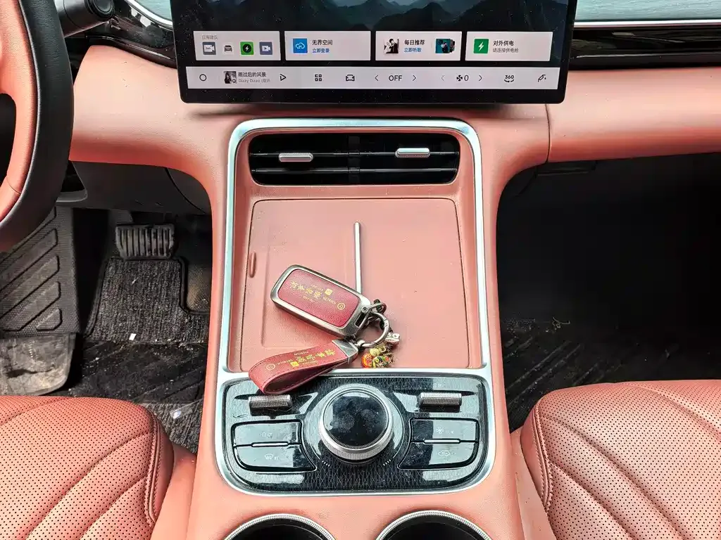 Geely Galaxy L6 2025 из CN, фото 10
