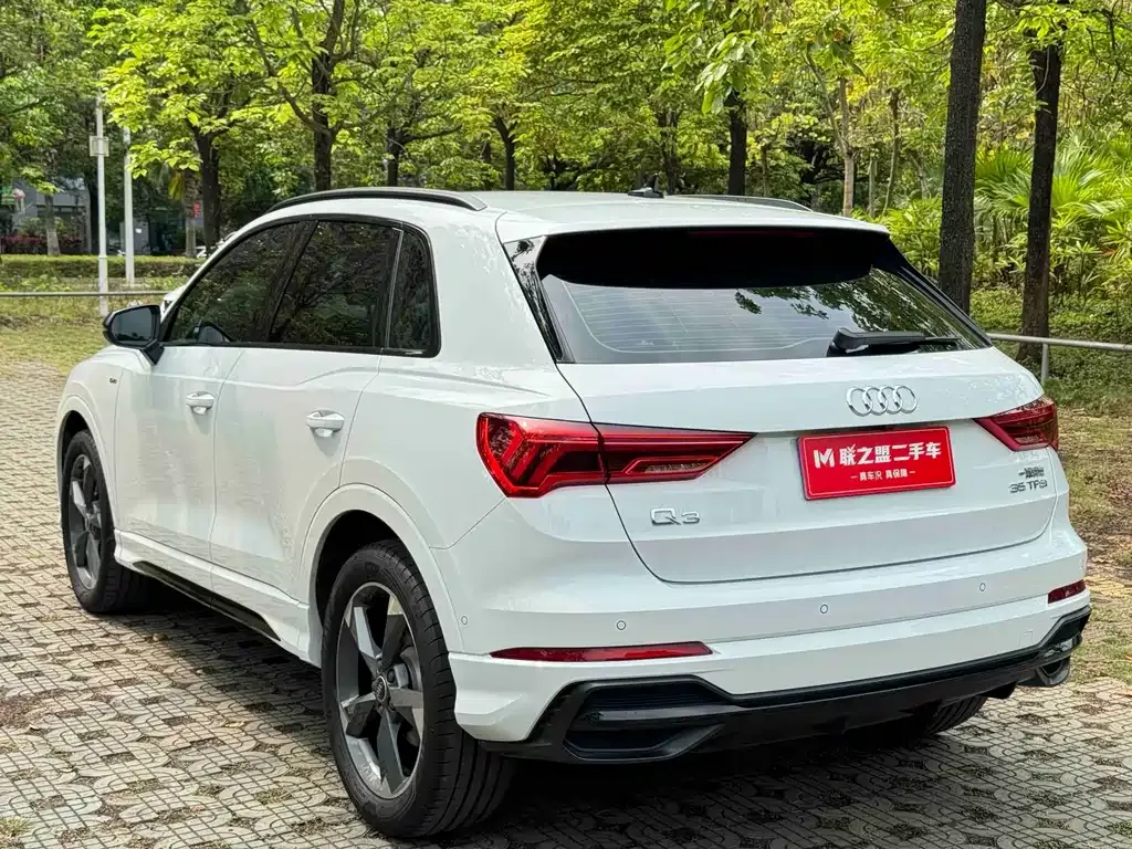 Audi Q3 — фото 5