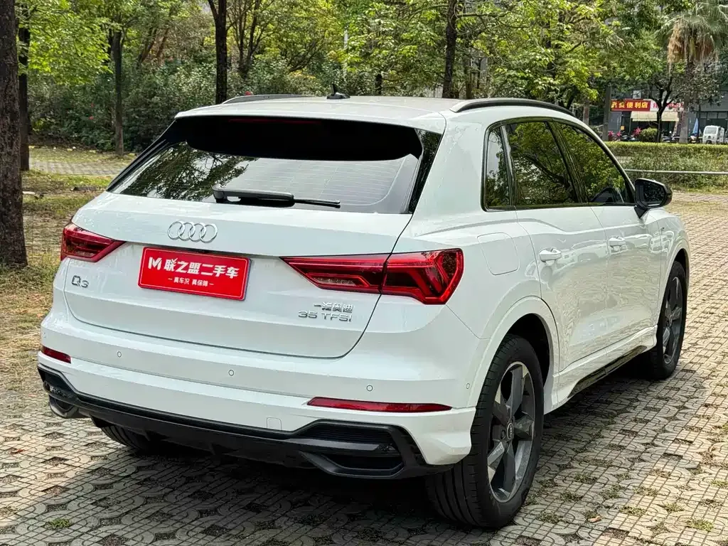 Audi Q3 — фото 6