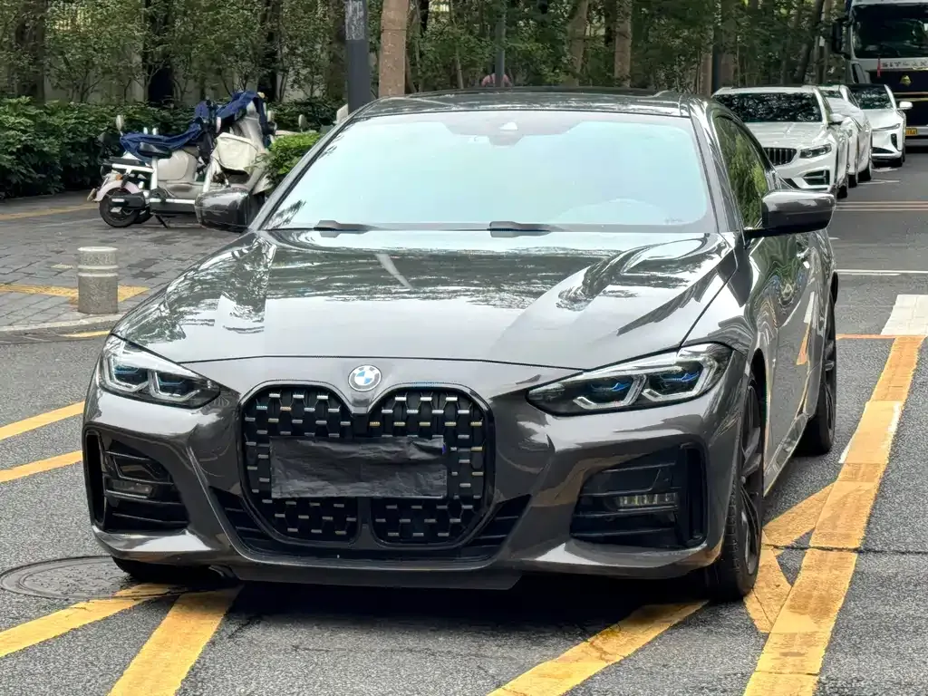 BMW 4 Series 2023 из CN, фото 9