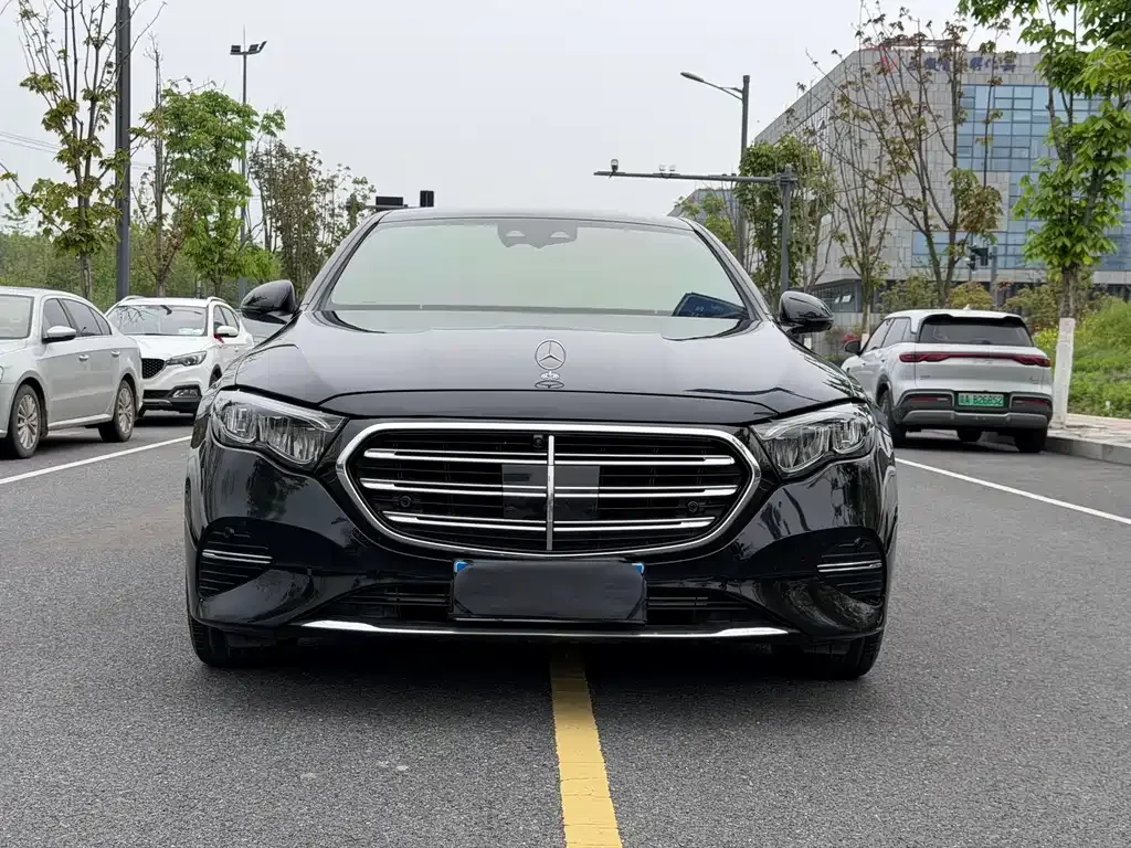 Mercedes-Benz E-Class 2024 из CN, фото 10