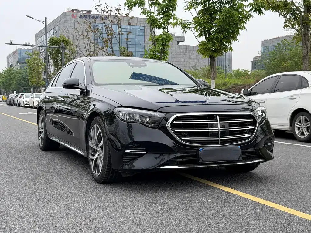 Mercedes-Benz E-Class 2024 из CN, фото 9