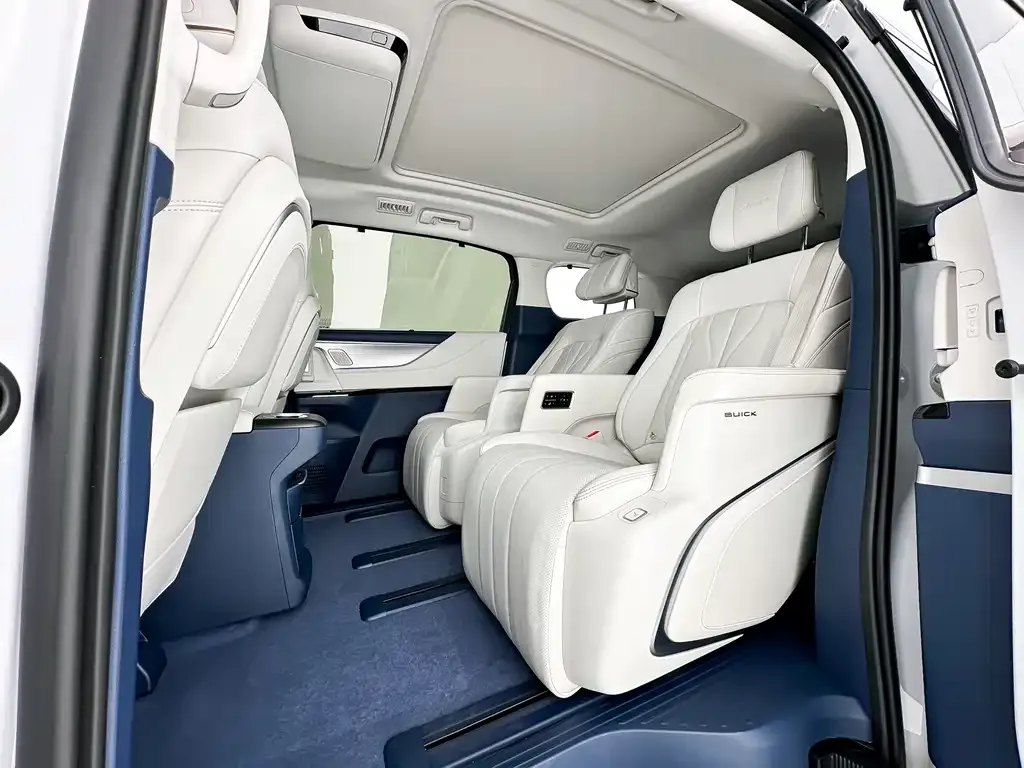 Buick GL8 Hybrid — фото 7