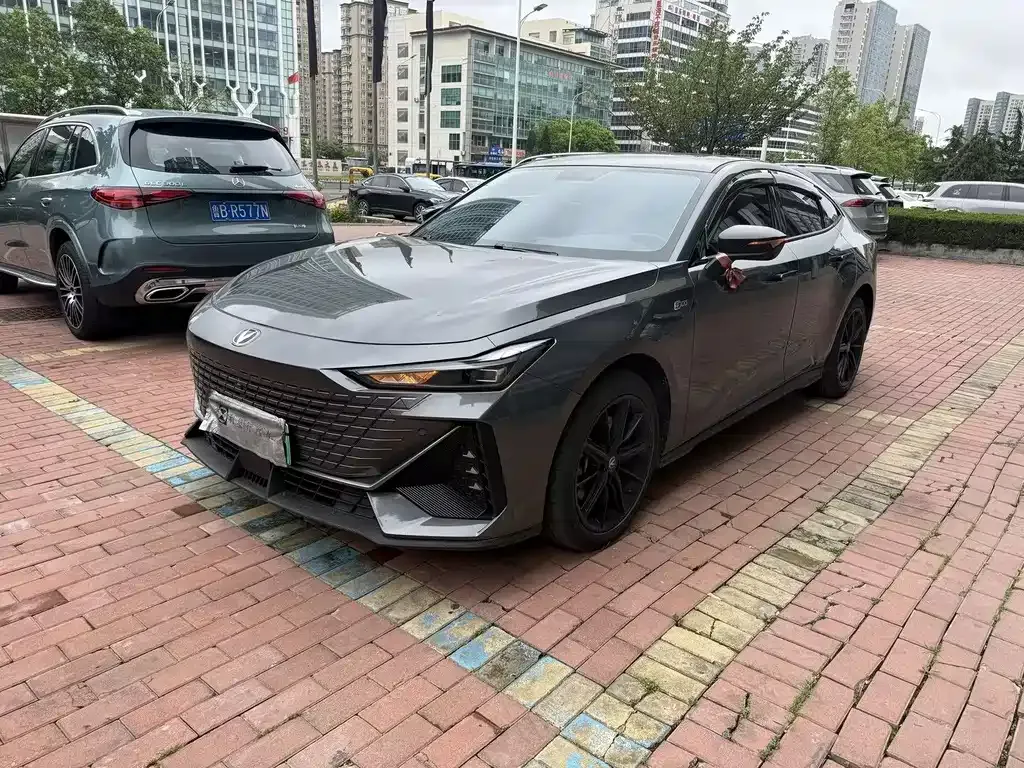 Changan UNI-V iDD