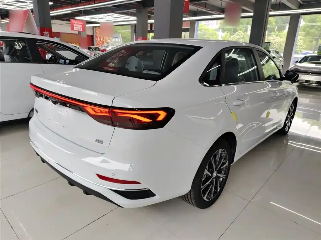 Geely Emgrand 2025 из CN, фото 8