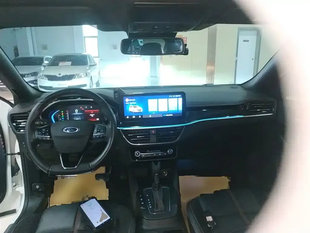 Ford Focus 2023 из CN, фото 3