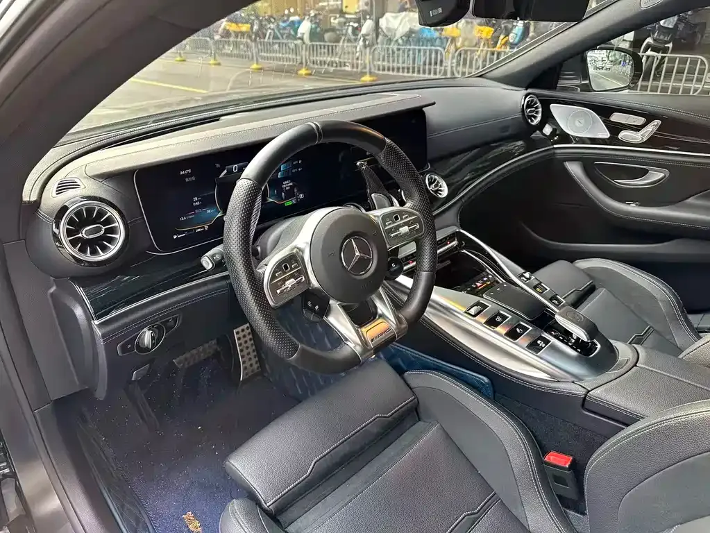 Mercedes-Benz AMG GT — фото 10