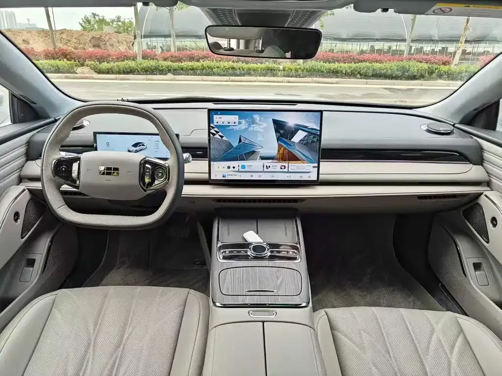 Geely Galaxy Xingyao 8 2025 из CN, фото 6